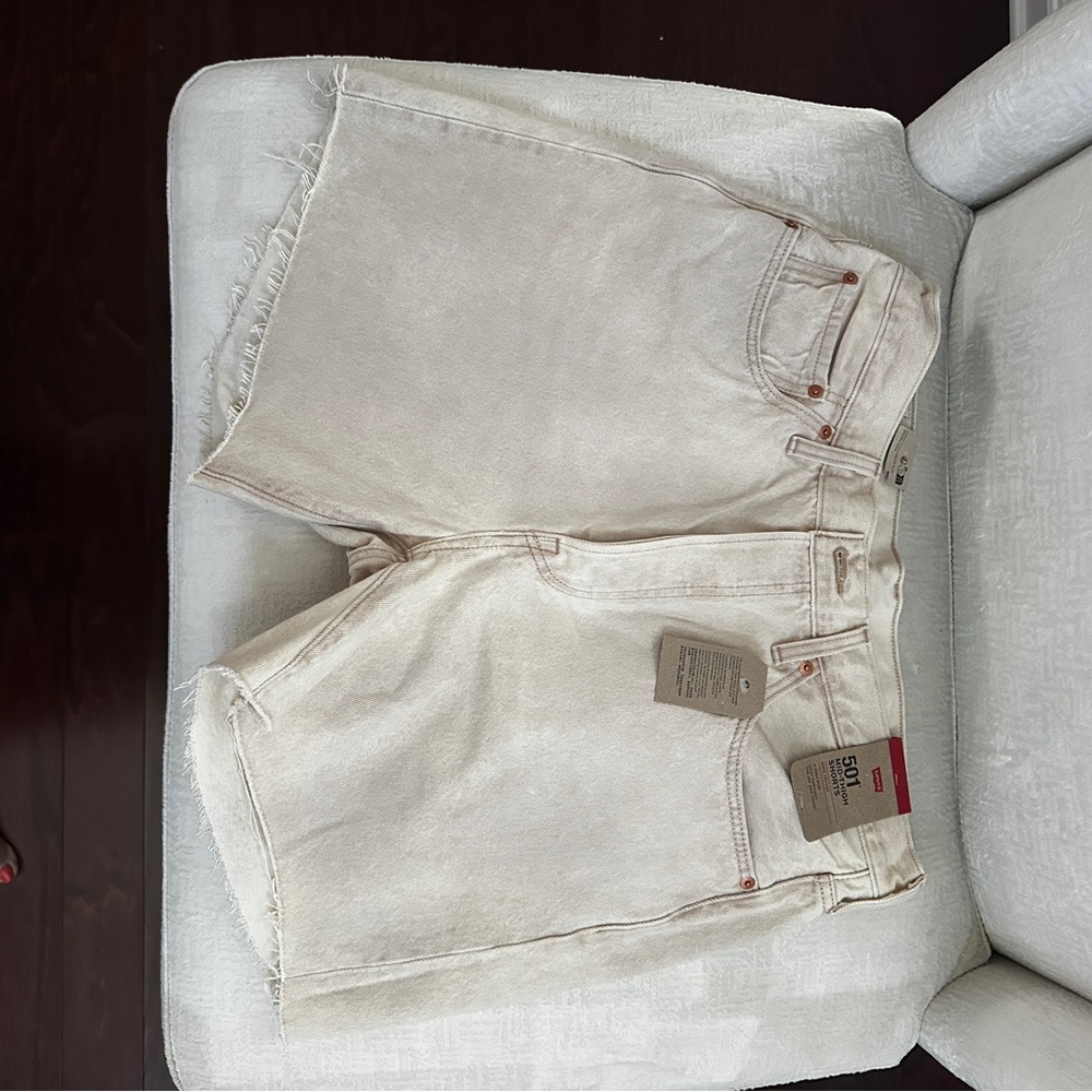 Levi's Off-White Women’s Jean Shorts